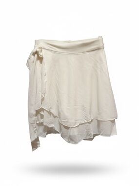 Logilates Cream Tie-Waist Layered Dance Skort